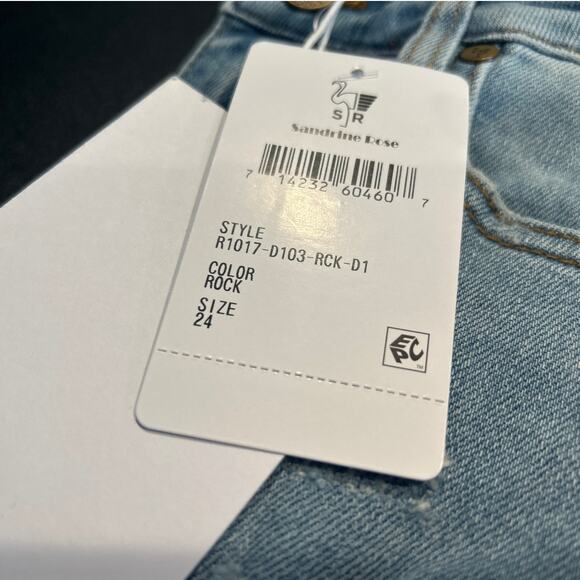 NWT SR vs Sandrine Rose Light Wash Flare Jeans Women's Size 24 - Picture 3 of 8